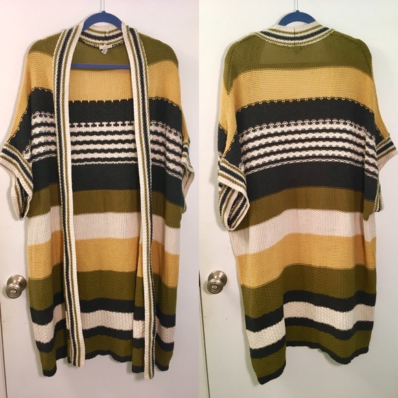 Urban Outfitters sweater shawl/cardigan - Picture 2 of 5